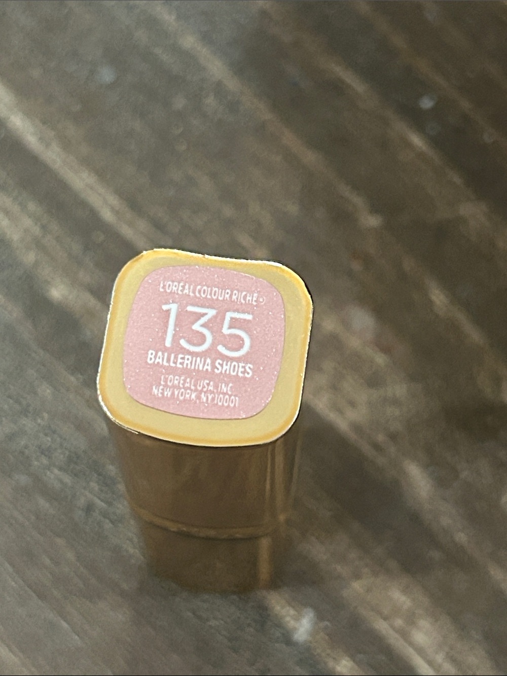 L'Oreal 135 Ballerina Shoes Lipstick - Ballerina shoes